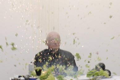 Norbert Klassen "Vivat Fluxus", 2010 bei "Licht an/aus". (Foto: Peter Empl)